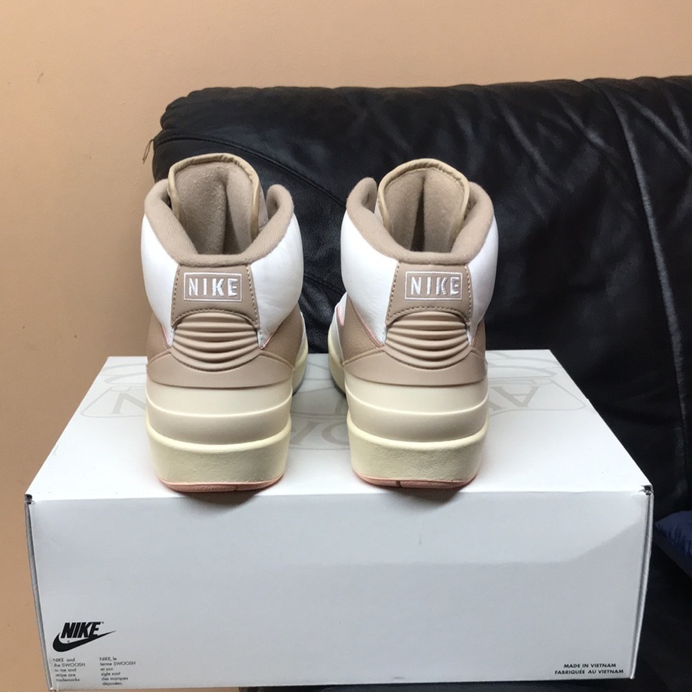 Air Jordan 2 Retro Craft - Picture 4 of 9